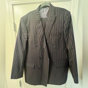Men’s Vitali double-breasted suit 42R